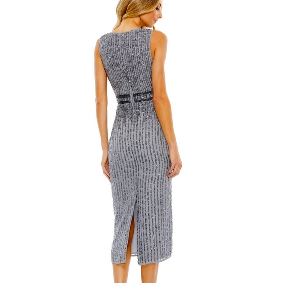 Mac Duggal NWOT Platinum Blue Grey Hand Embellished Sequin Cocktail Midi Dress - Picture 4 of 8